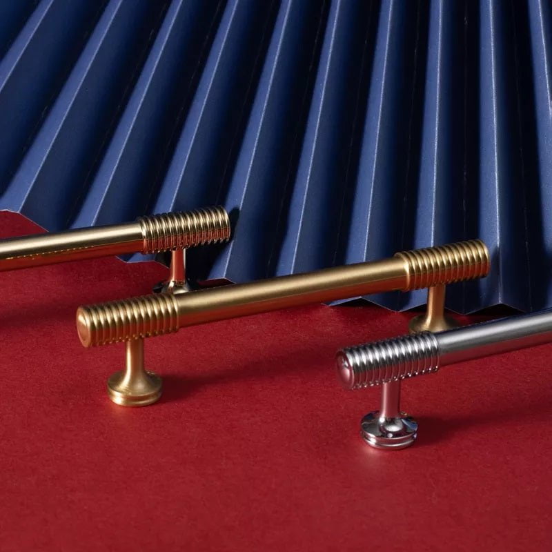 Hickory Lane Furniture Handle