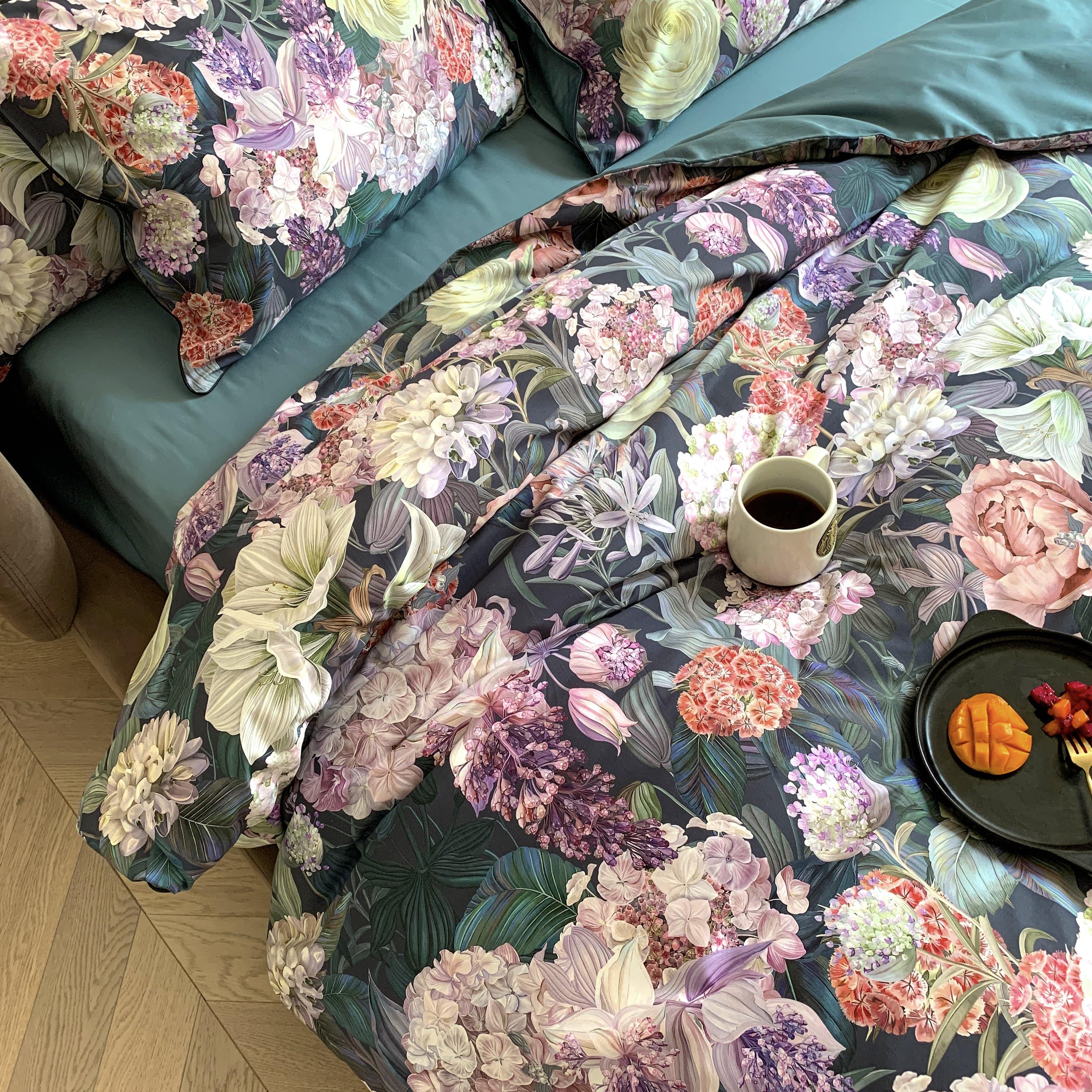 Amorose Duvet Cover Set (Long-staple Sateen Cotton)