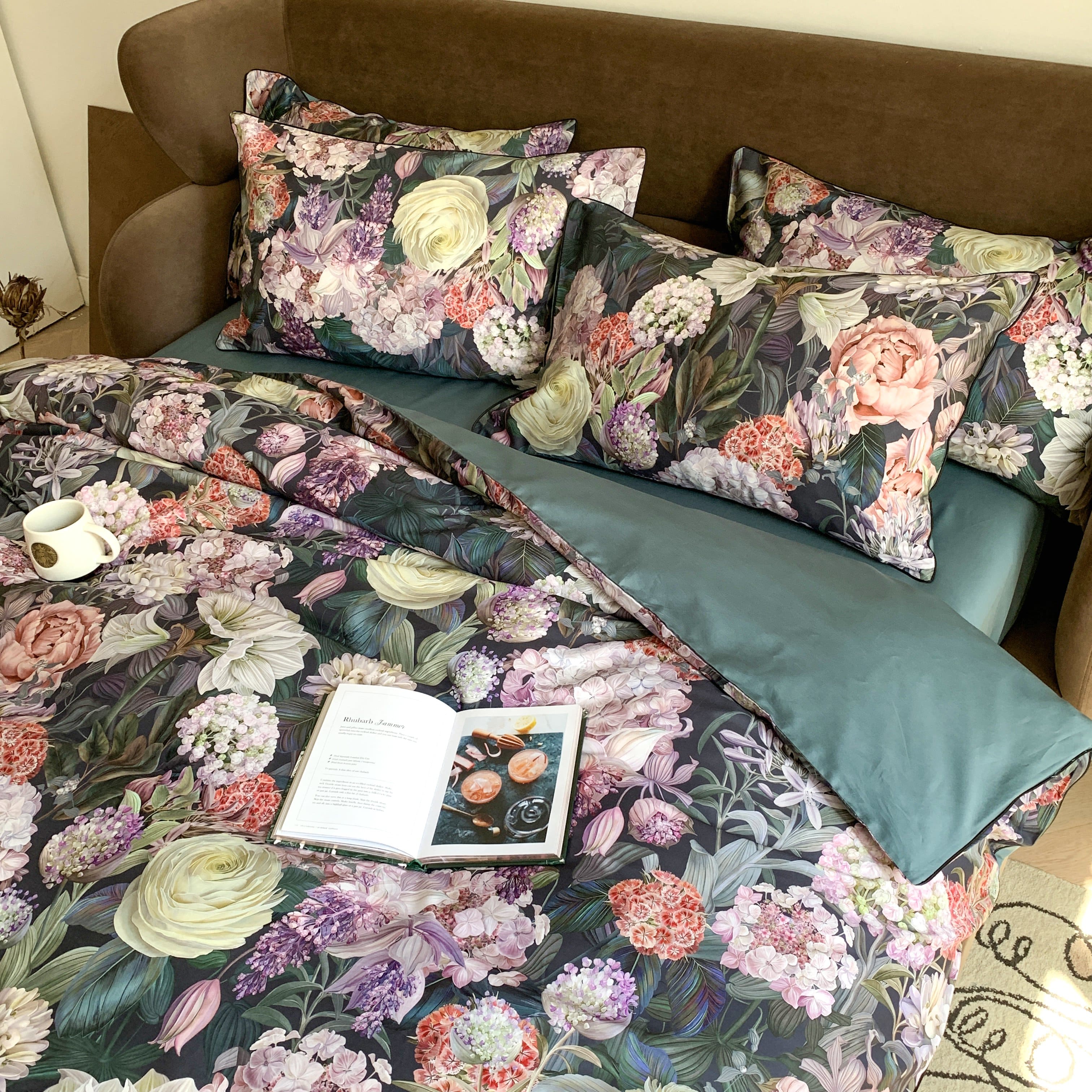 Amorose Duvet Cover Set (Long-staple Sateen Cotton)