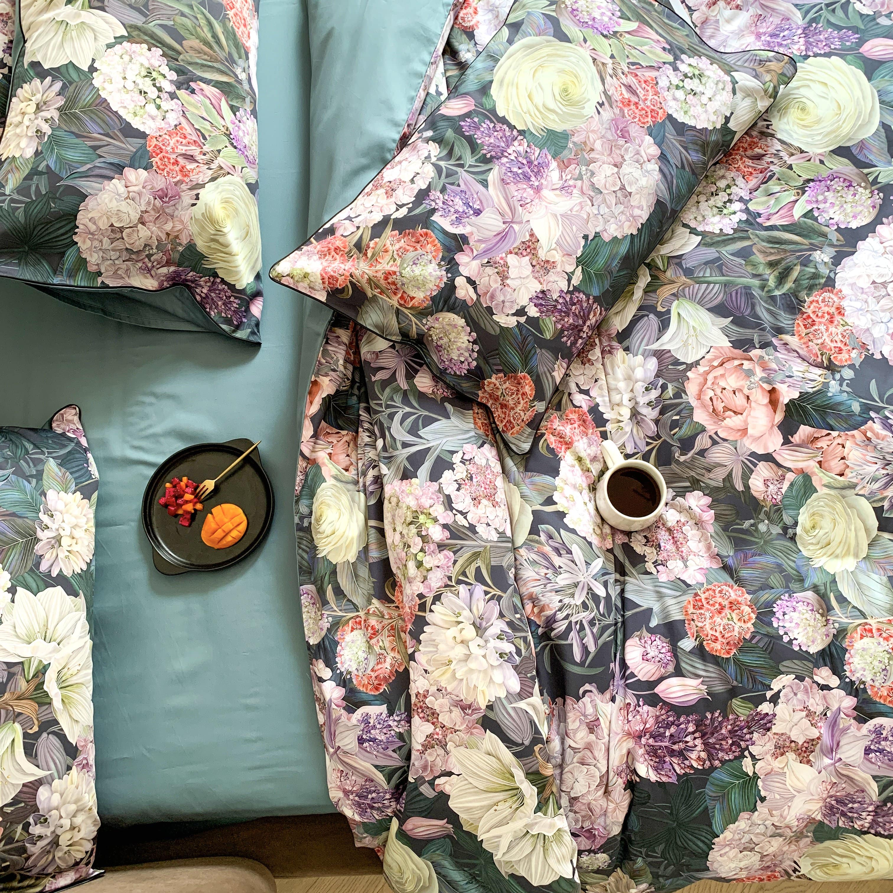 Amorose Duvet Cover Set (Long-staple Sateen Cotton)