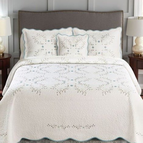 Ophelia Coverlet Set