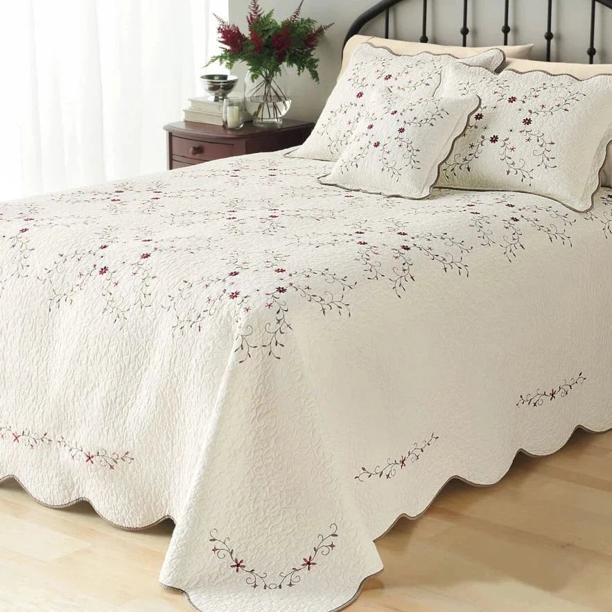 Ophelia Coverlet Set
