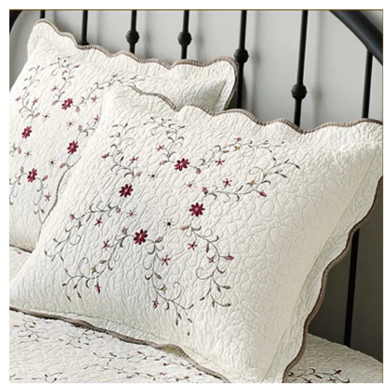 Ophelia Coverlet Set