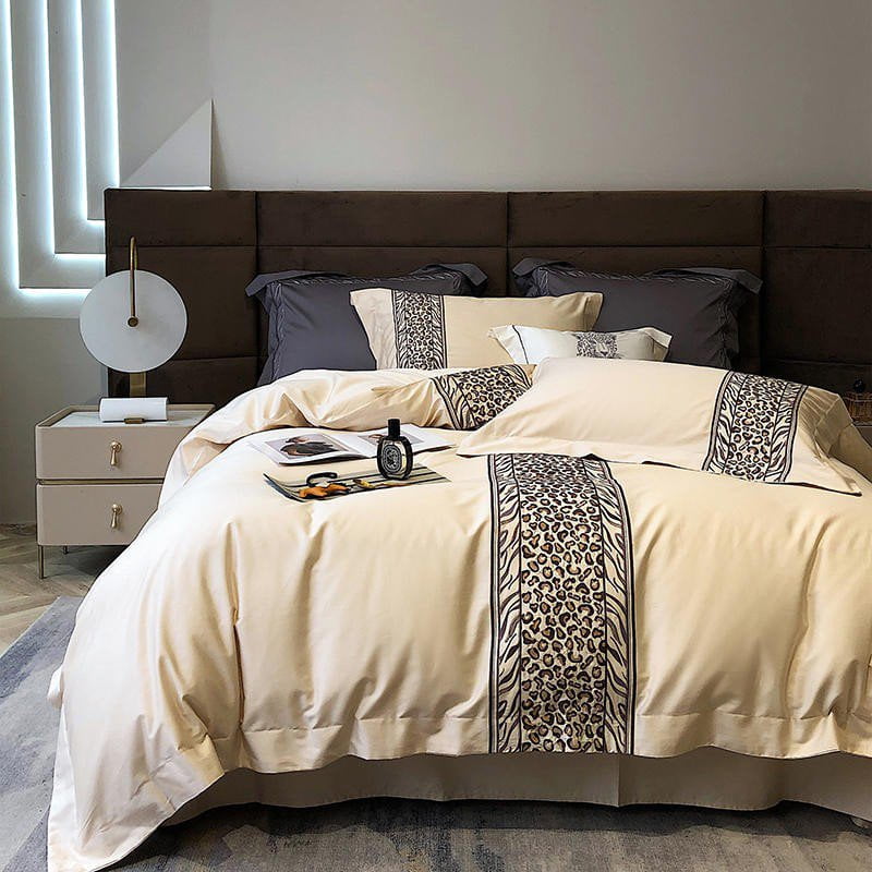 Leopard Grey Duvet Cover Set (Long-Staple Sateen Cotton)