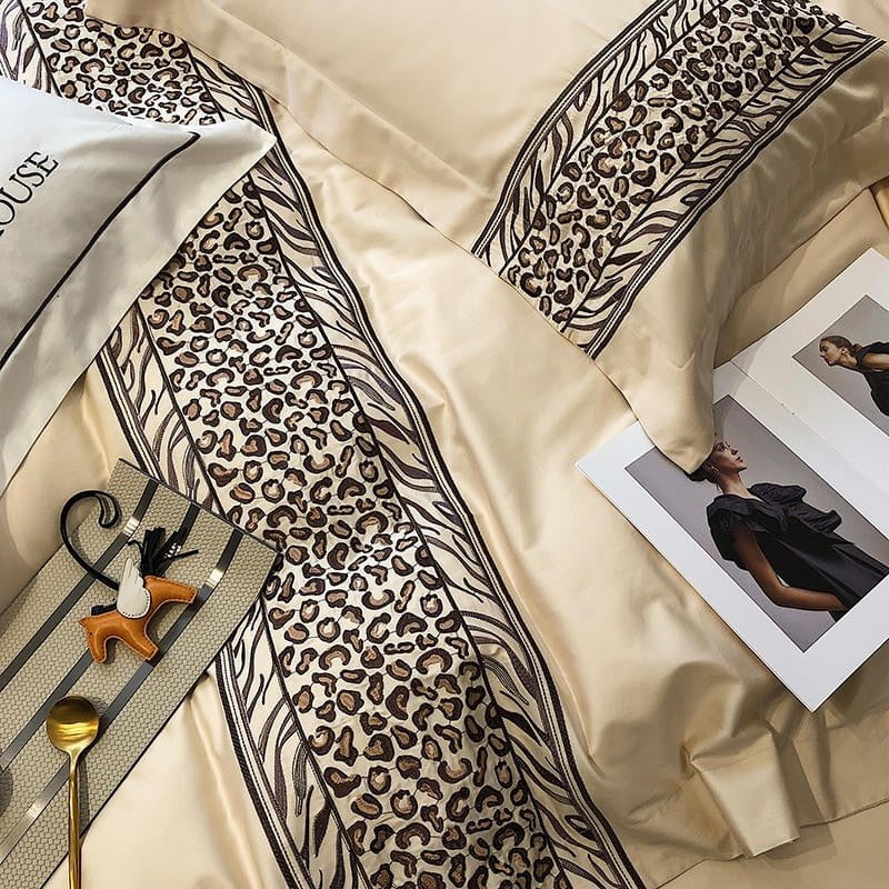 Leopard Grey Duvet Cover Set (Long-Staple Sateen Cotton)