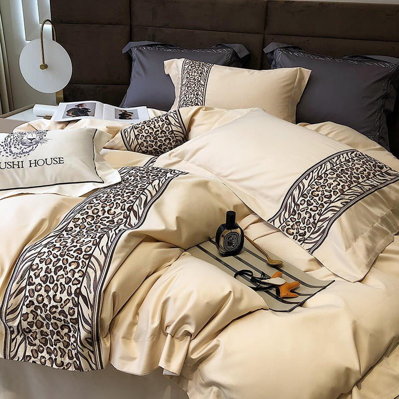 Leopard Grey Duvet Cover Set (Long-Staple Sateen Cotton)