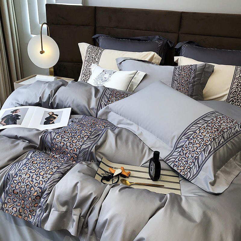 Leopard Grey Duvet Cover Set (Long-Staple Sateen Cotton)