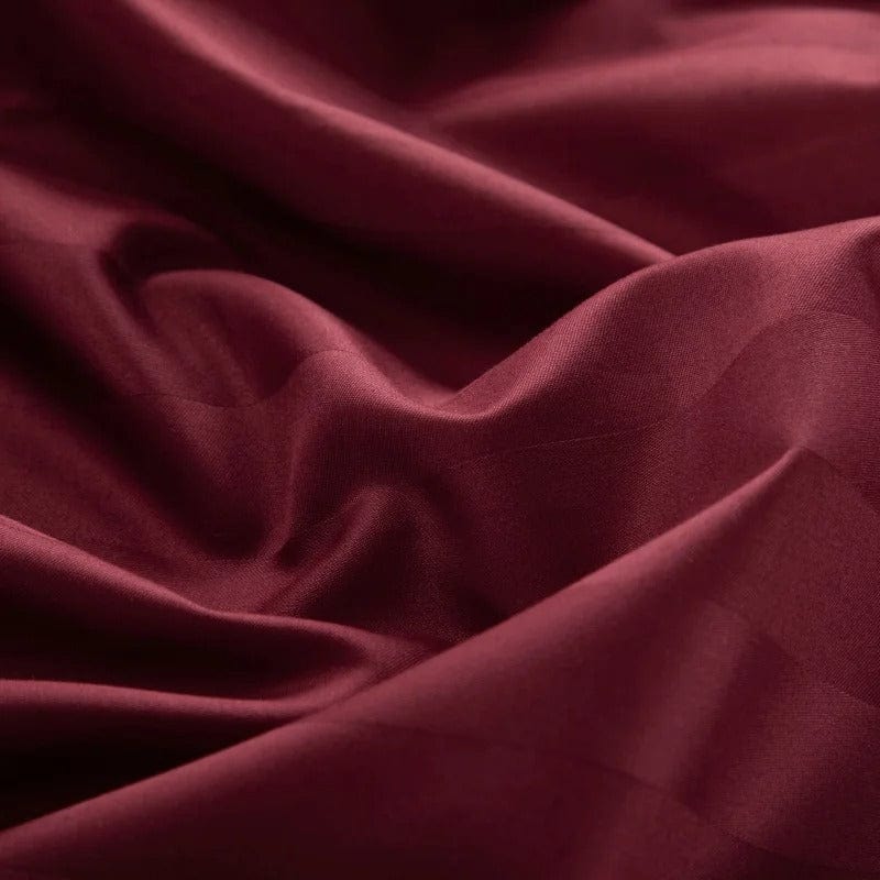 Prestige Wine Duvet Cover Set (Long-Staple Sateen Cotton)