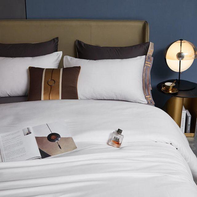 White Visna Duvet Cover Set (Long-Staple Sateen Cotton)