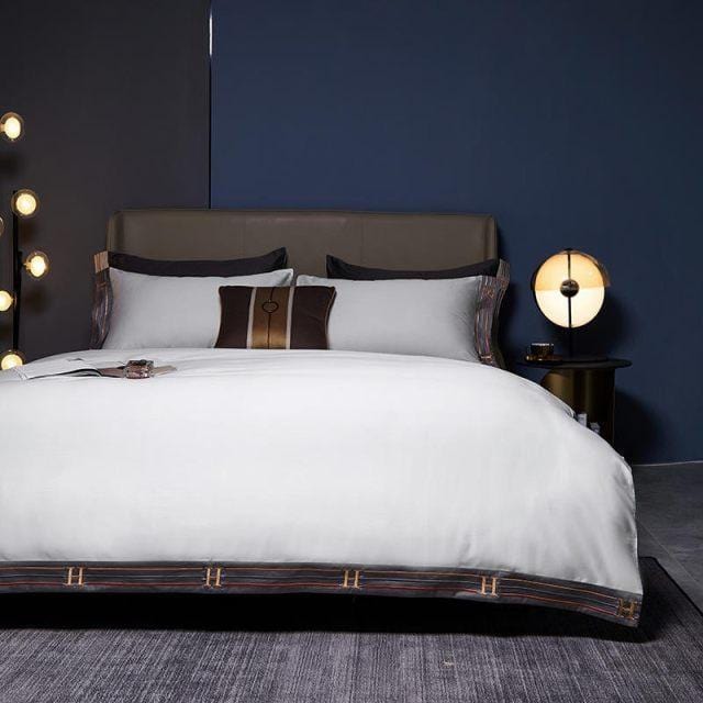 White Visna Duvet Cover Set (Long-Staple Sateen Cotton)