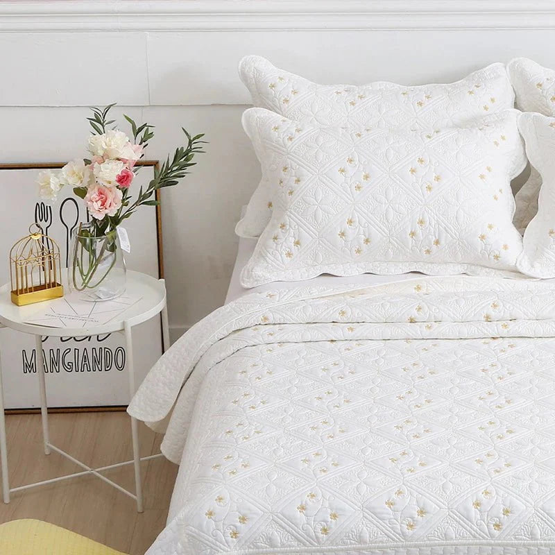 Floral Cue Coverlet Set