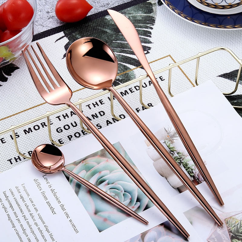 Cucinelli Shiny Silver Flatware