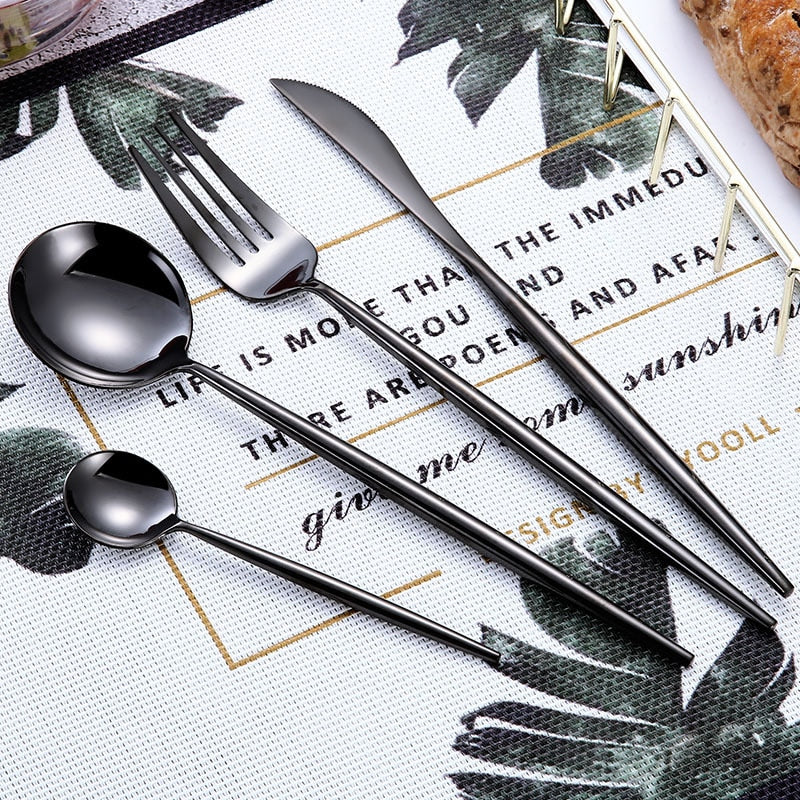 Cucinelli Shiny Silver Flatware