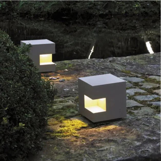 Cubed Out Light