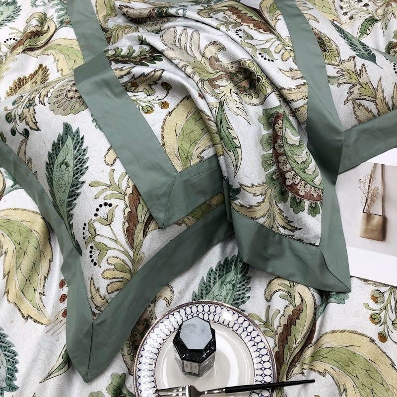 Verdant Paisley Duvet Cover Set (Long-Staple Sateen Cotton)