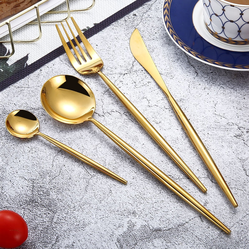 Cucinelli Shiny Silver Flatware