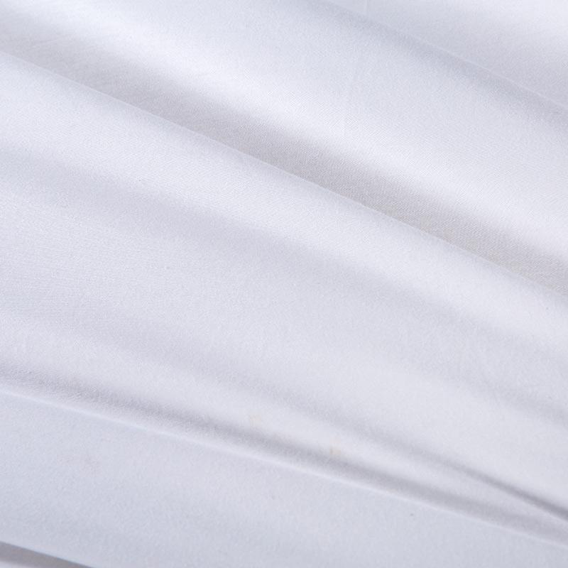 Ivy Gold Forest White and Gold Duvet Cover Set (Long-staple Sateen Cotton)