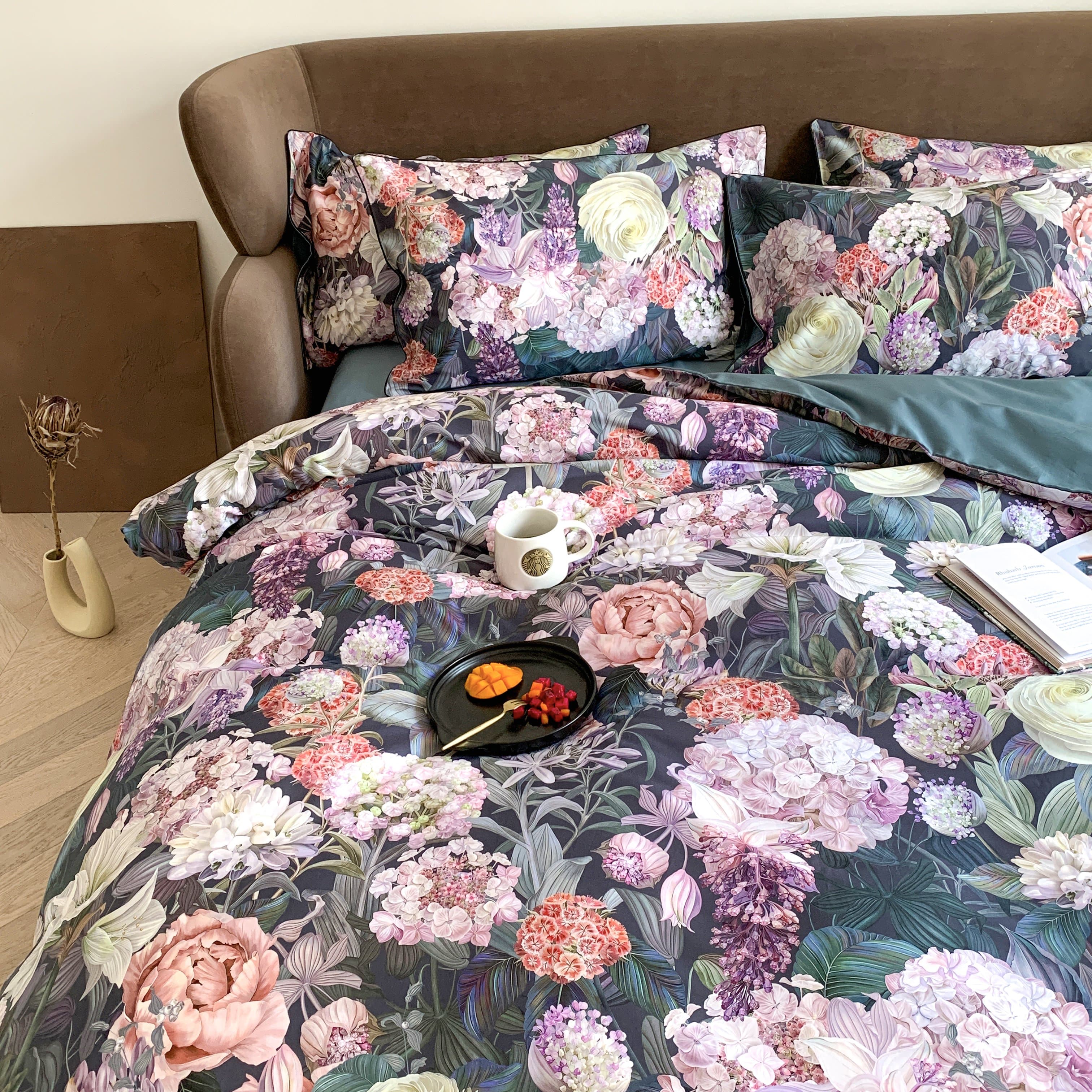 Amorose Duvet Cover Set (Long-staple Sateen Cotton)