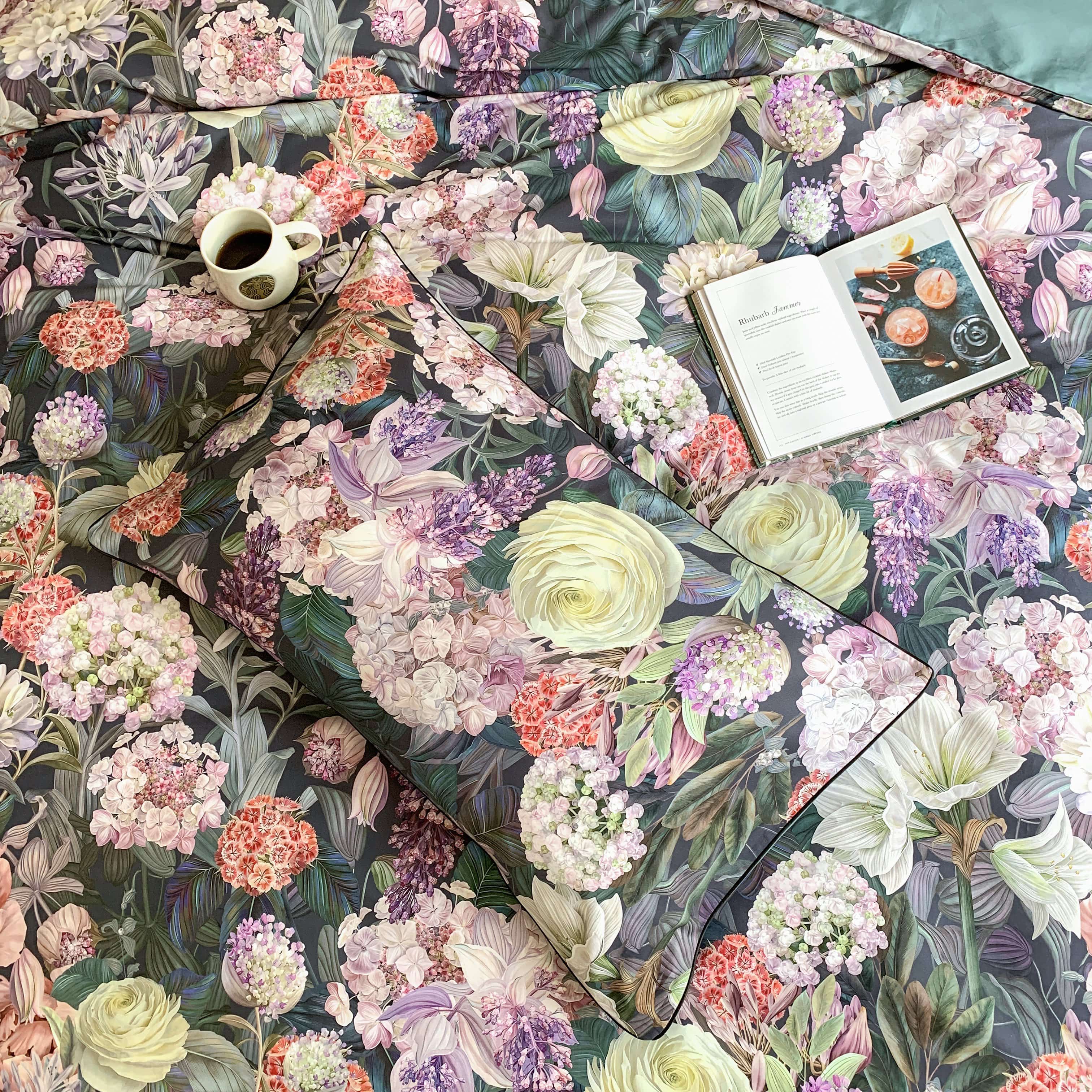 Amorose Duvet Cover Set (Long-staple Sateen Cotton)