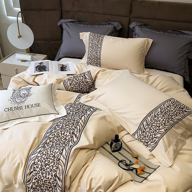 Leopard Grey Duvet Cover Set (Long-Staple Sateen Cotton)