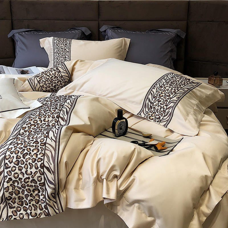 Leopard Grey Duvet Cover Set (Long-Staple Sateen Cotton)