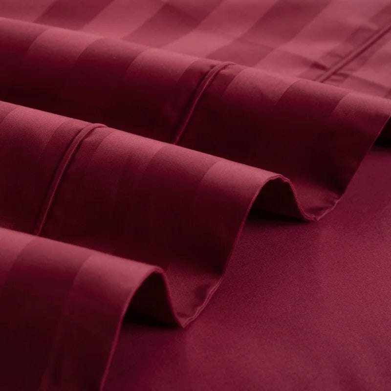 Prestige Wine Duvet Cover Set (Long-Staple Sateen Cotton)
